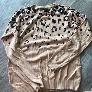 TAN AND BLACK PRINTED SWEATER